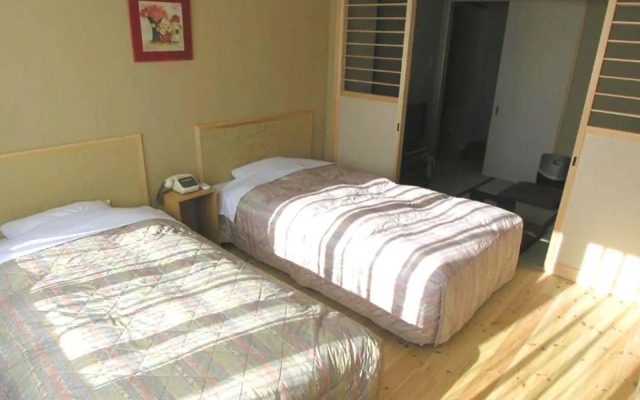 Minshuku Inn Shirahama Ekinoyado