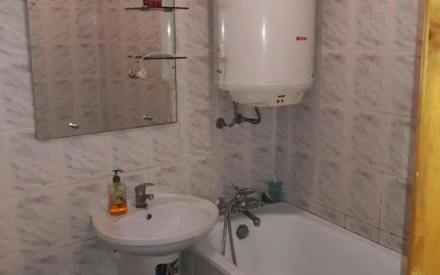 Квартира між вокзалом і центром