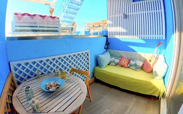Beach Shack Studio s&l
