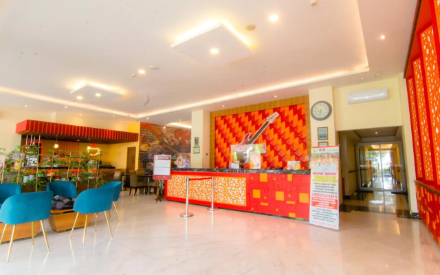 Front One Hotel Purwodadi