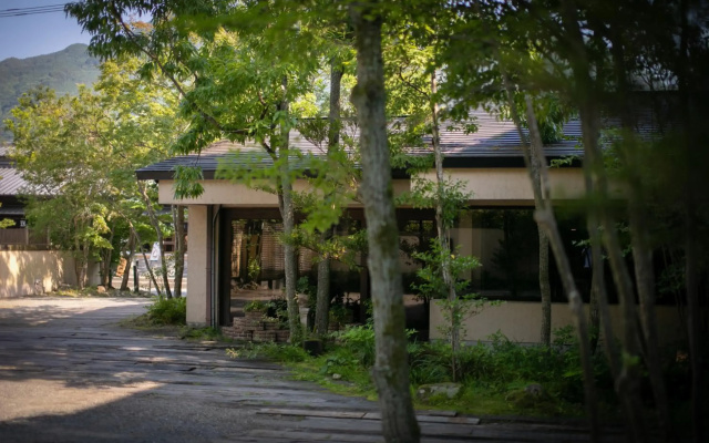 Yufuin Kahorinosato Hanamura