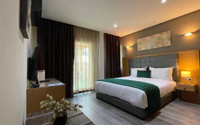 Silver Suites Hotel & Spa
