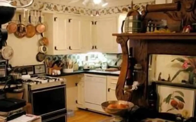 Clifford House Private Home Bed & Breakfast