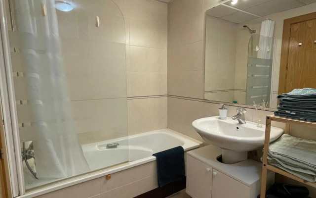 Piso centro de Granada junto al metro