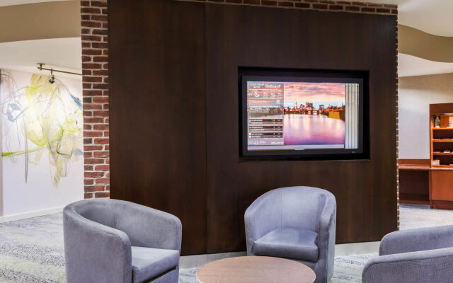 Courtyard by Marriott Providence Lincoln