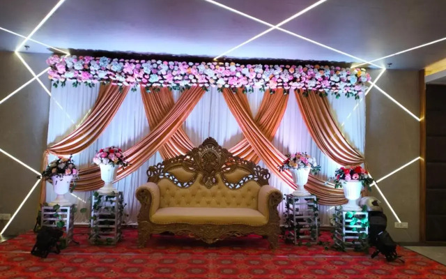 Hotel Pushpak