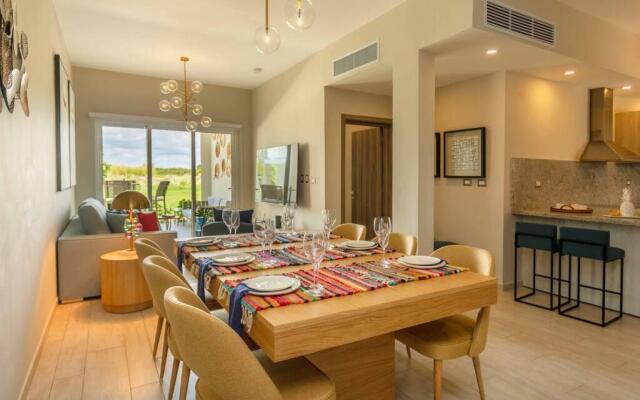 Luxury 2BR Pool & Golf View at Cana Pearl