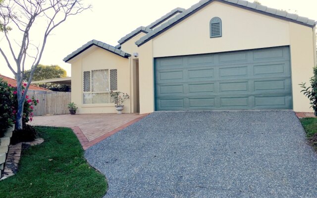 Anaheim Entertainer Deluxe