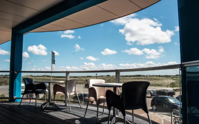 Strandhotel Buren aan Zee