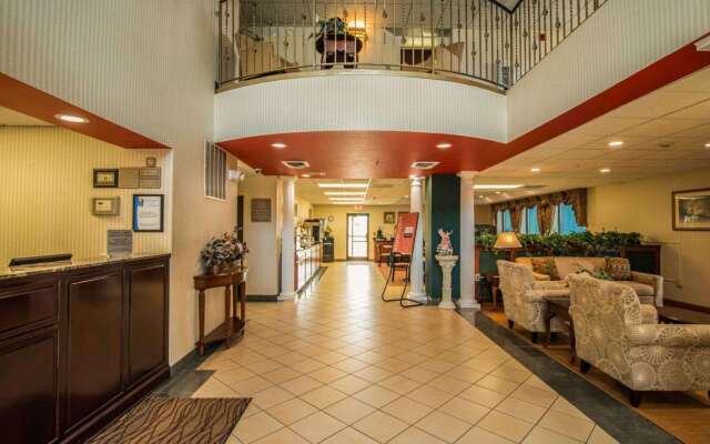 Comfort Inn & Suites