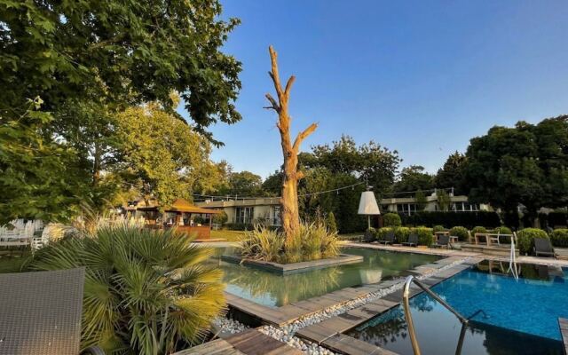 Pia Mare Hotel