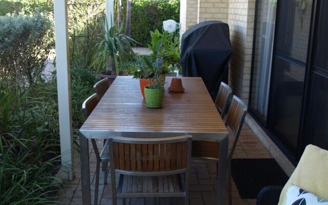 Baudins Bed & Breakfast - Adults Only