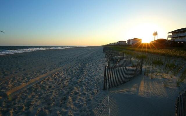 Next 2 Paradise-203 2 Bedroom Condo by RedAwning