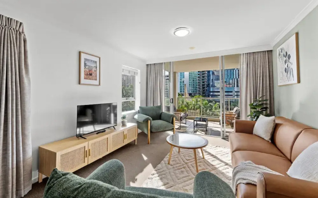 Prime City Residence With Pool, Gym and Parking