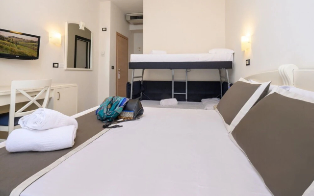 Hotel ATLAS