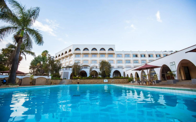 Sirikwa Hotel