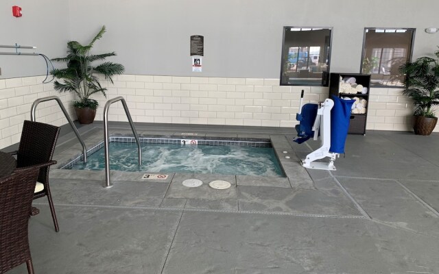 Blue Grass Inn & Suites