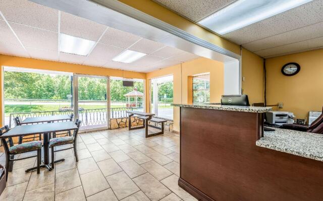 Americas Best Value Inn Franklin