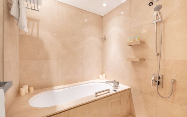 Address Dubai Marina Residences