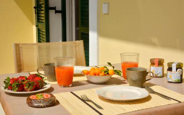 Dimitris Residence 1