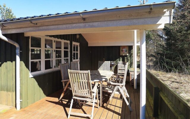 6 Person Holiday Home in Jerup