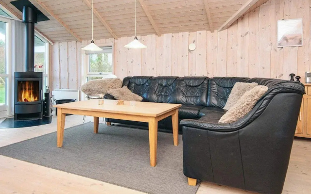 8 Person Holiday Home in Harboore-by Traum