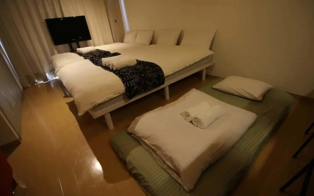 F apt 202 Mickey House SHIBUYA SHINJUKU