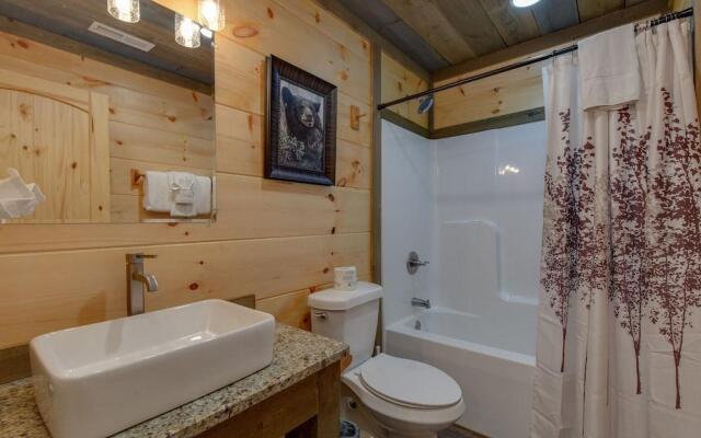Great Smoky Lodge - Seven Bedroom Cabin