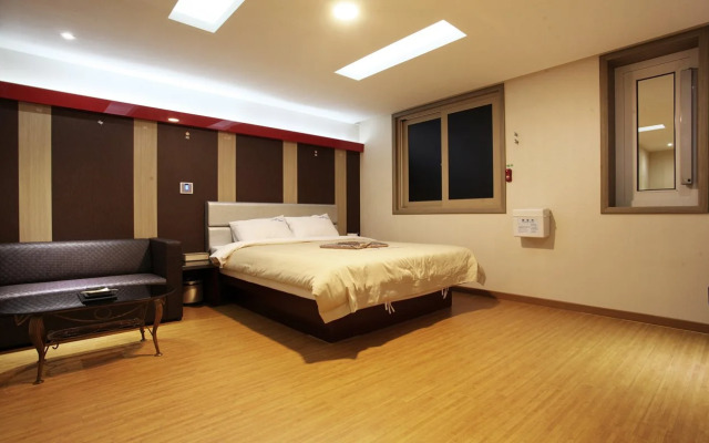 Eumseong-Seoul Hotel