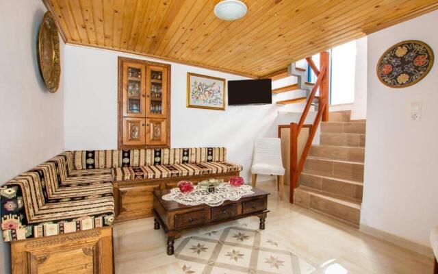 Maria House