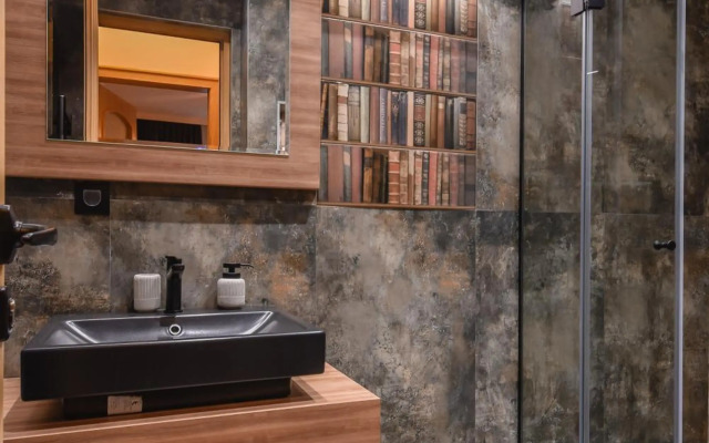 Sofia Dream Apartment - The Library - 3-BDR, 2-BTHR