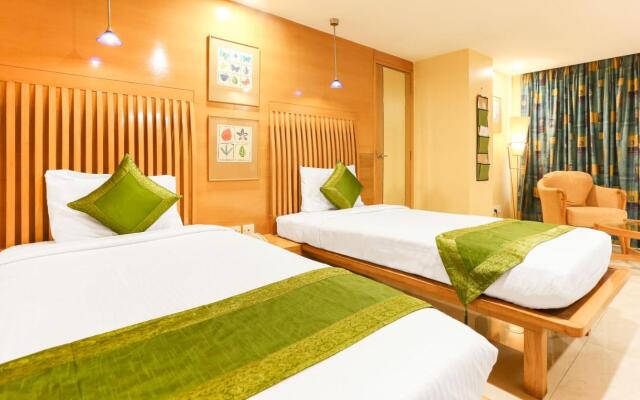 Treebo Regency - Bund Garden, Dhole Patil Road