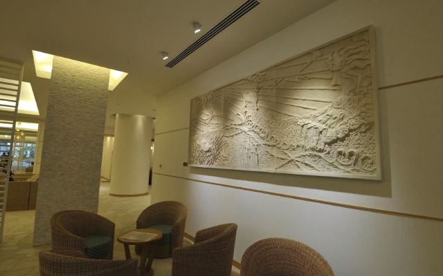 Spa Resort Hawaiians ViR Port