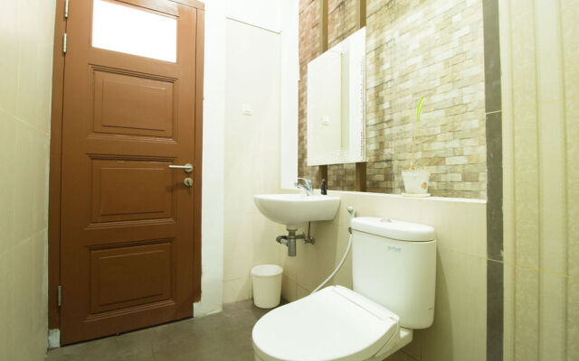 RedDoorz @ Burangrang