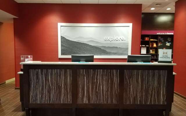Hampton Inn & Suites Boone