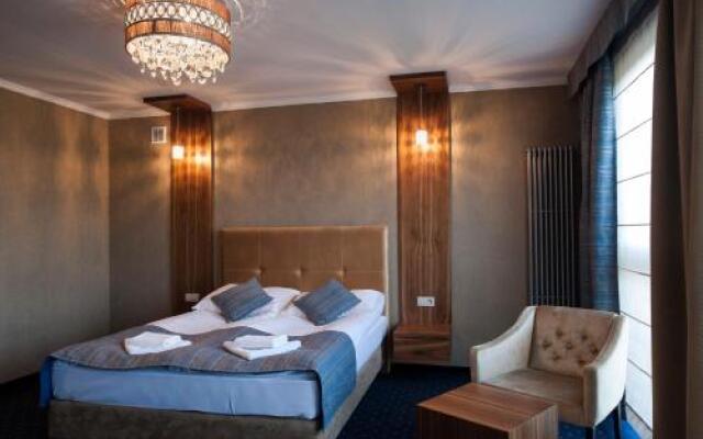 Borowinowy Zdrój Hotel Wellness Spa & Conference
