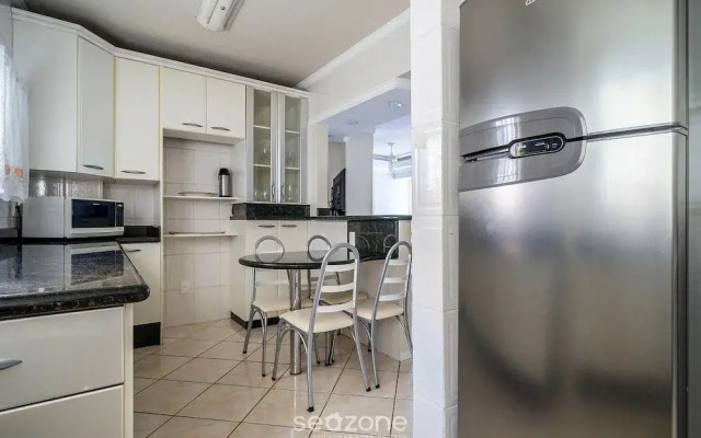 3 Bedroom apt 100m fr/ the Central Beach BC Edg401