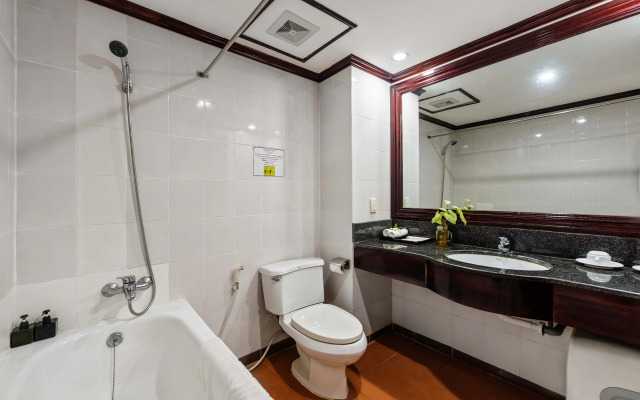 River Beach Resort and Residences