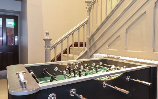 William Tower Suite Stone Cross Mansion
