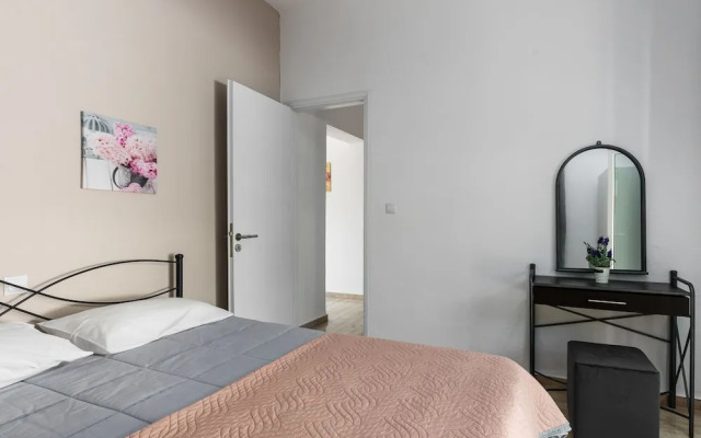 Katerina Horizon Apartments by Konnect