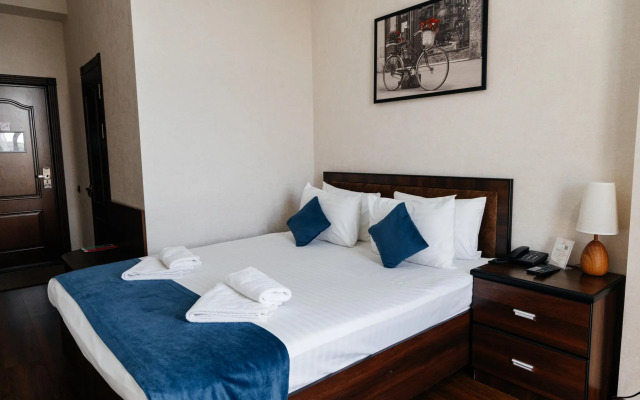 Ravan Hotel