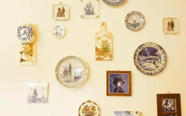 Provence Coffee Manor Bed And Breakfast