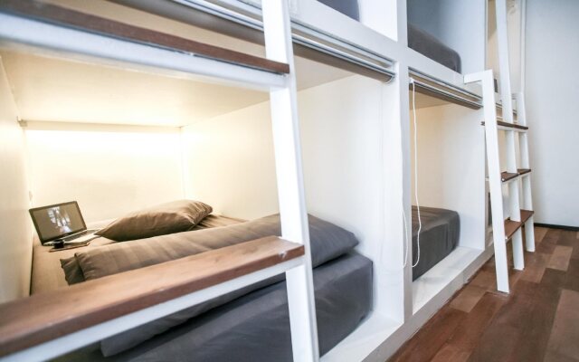 L'atelier Poshtel Phuket Hostel