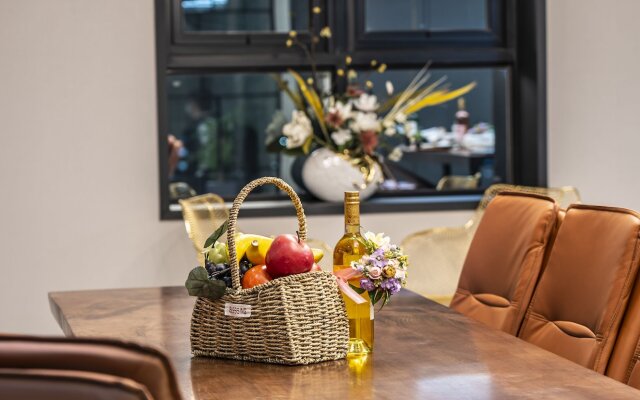 Embledon Hotel
