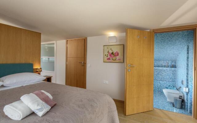 Diktamon Luxury Villa