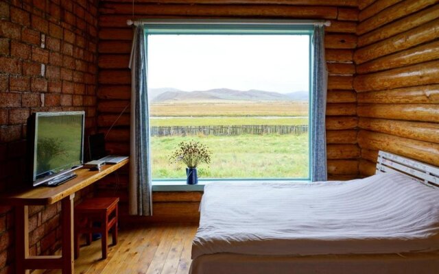 Hulunbeir Grassland and Farm Youth Hostel
