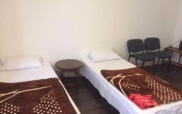 Guest House Amsterdam - Hostel