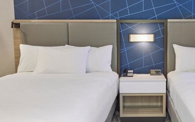 SpringHill Suites Medford Airport