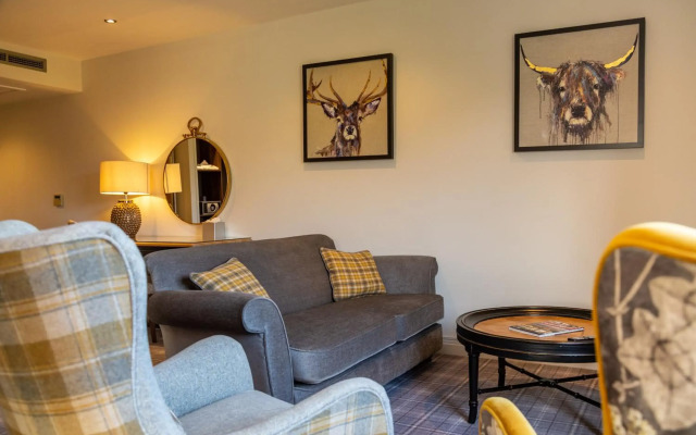 Peak Edge Hotel