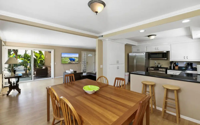 Newport Beach Bungalow